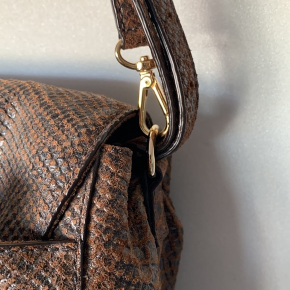 Michael Kors suede snake print to a brown handbag - Picture 6 of 9